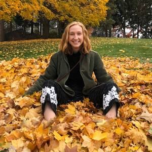 Meet your Posher, Natalie